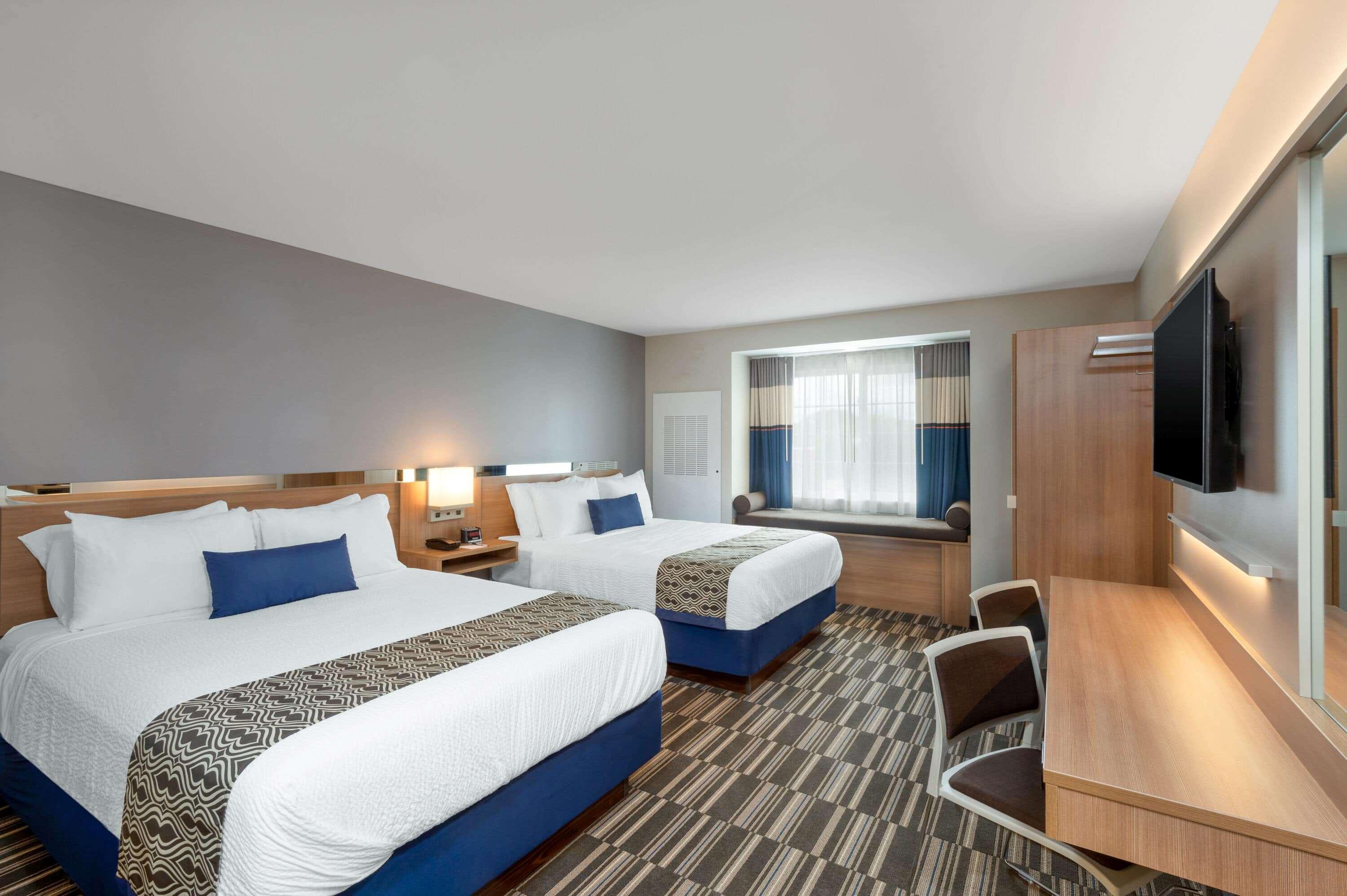 Microtel Inn & Suites By Wyndham Farmington Ngoại thất bức ảnh